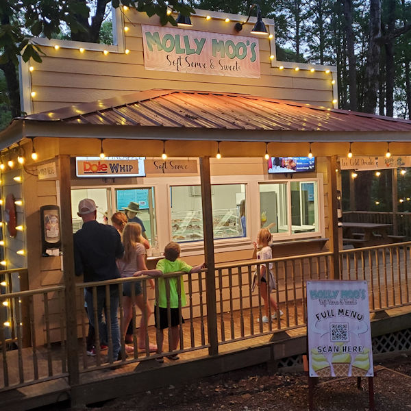 Molly Moo’s Soft Serve & Sweet